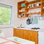 Apartmets Sutmiholjska