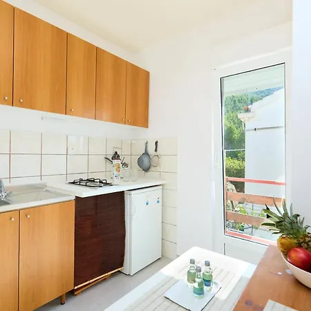 Apartmets Sutmiholjska *